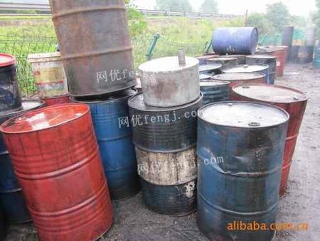 高價回收各類工業廢油，環保與收益兼得